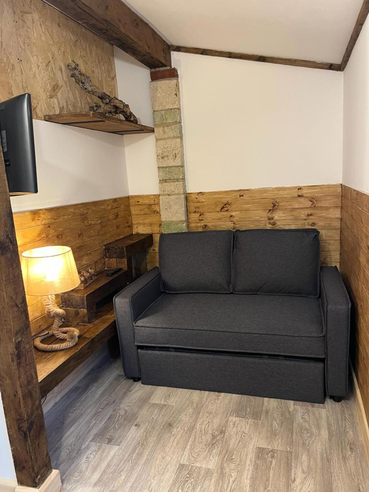 Two-Bedroom Cosy Country Lodge With Private Patio Greenhithe Eksteriør billede